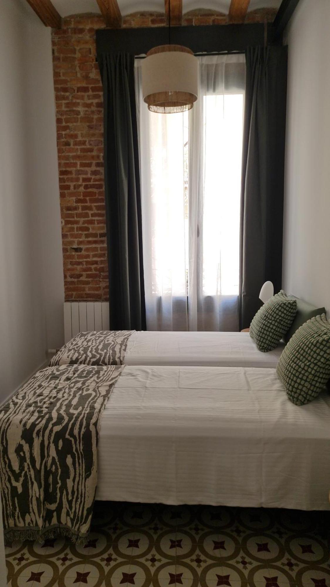 Poble Sec Charming Apartment Barcelona Luaran gambar