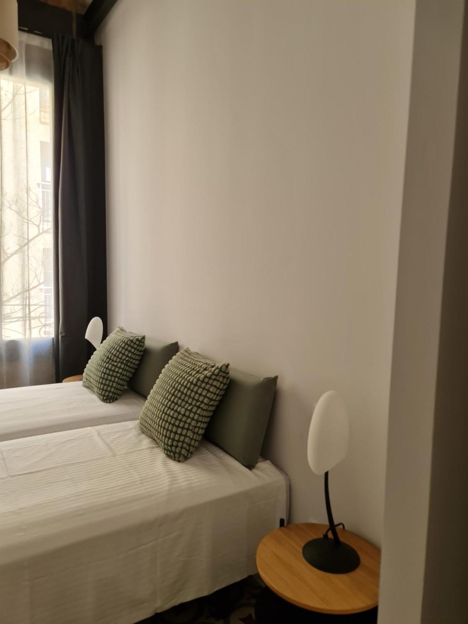 Poble Sec Charming Apartment Barcelona Luaran gambar
