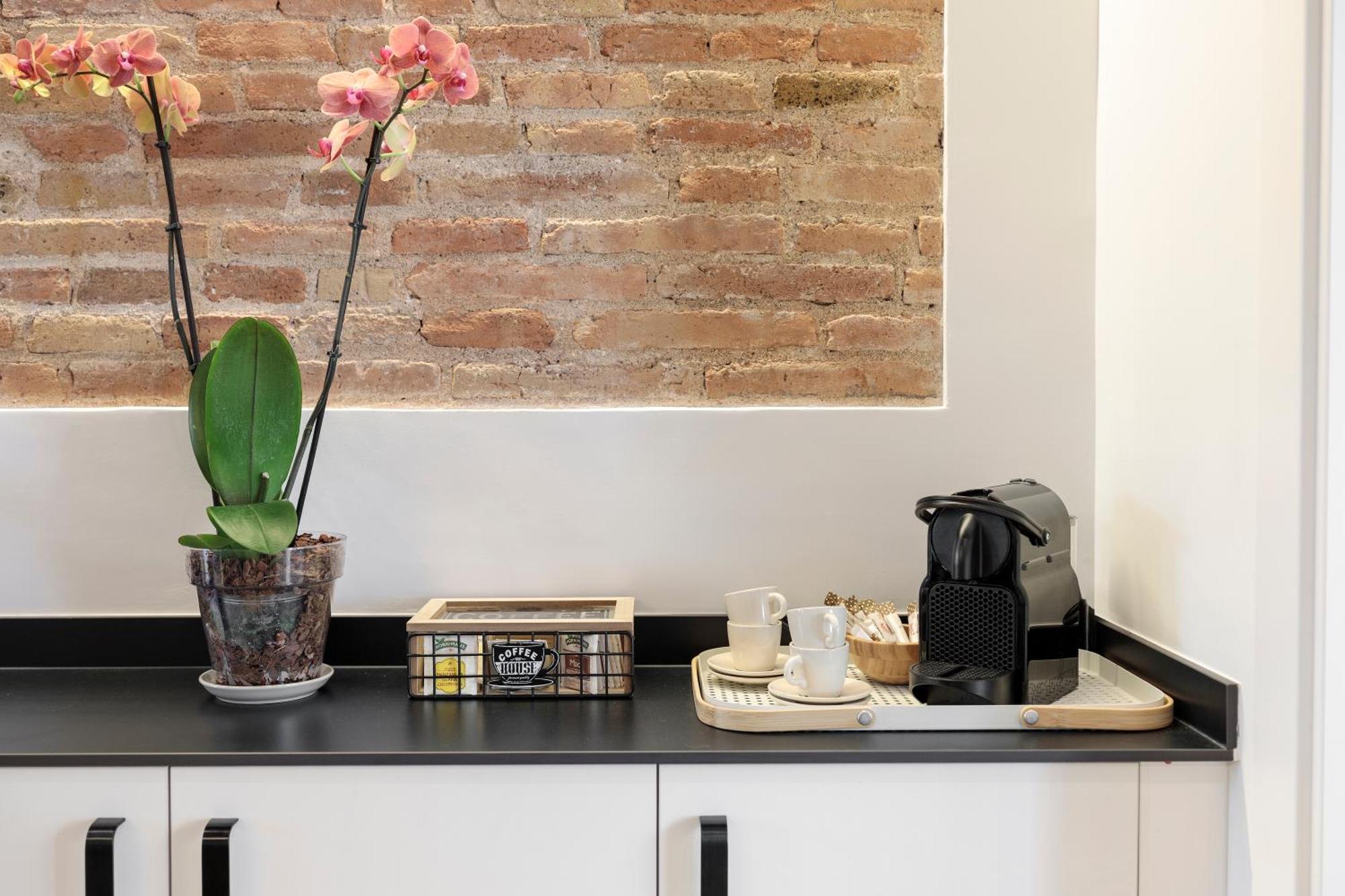 Poble Sec Charming Apartment Barcelona Luaran gambar