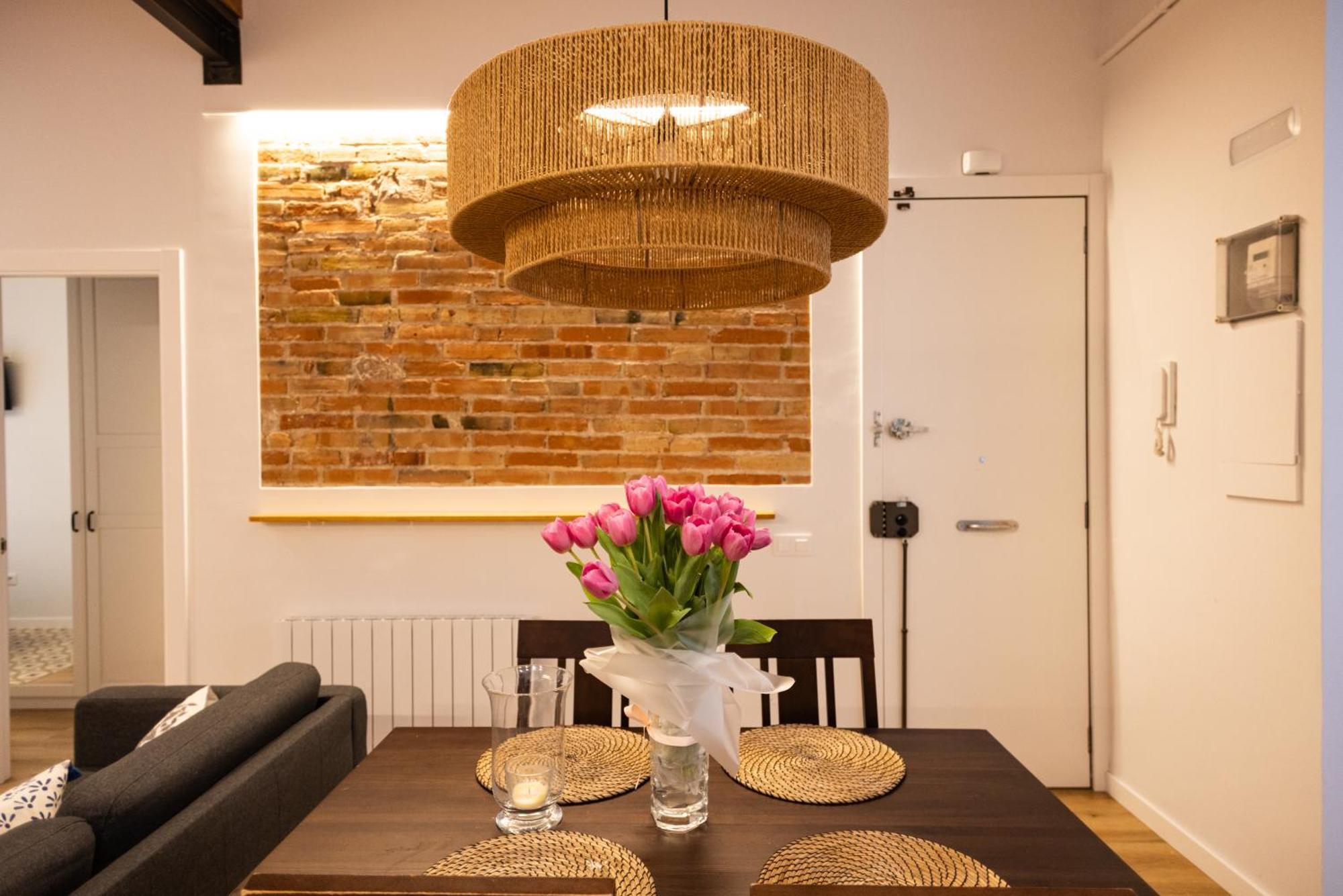 Poble Sec Charming Apartment Barcelona Luaran gambar